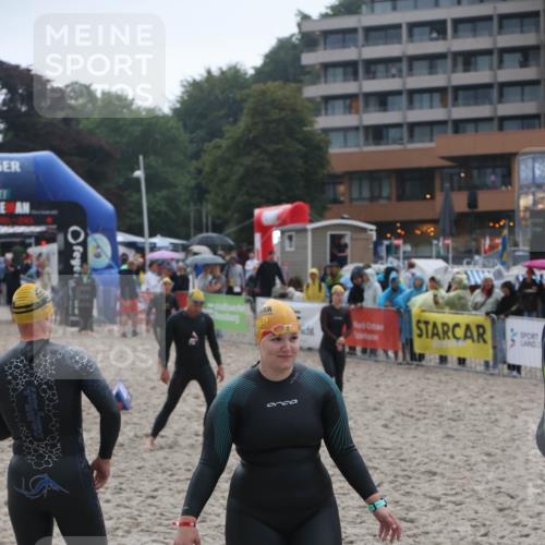 04.08.2024 - OstseeMan H.Heesch http://msf.ph/oto/6710724 04.08.2024 06:50:37 Bevor dem Schwimmen  meine-sportfotos.de