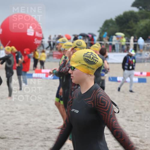 04.08.2024 - OstseeMan H.Heesch http://msf.ph/oto/6710742 04.08.2024 06:51:33 Bevor dem Schwimmen  meine-sportfotos.de