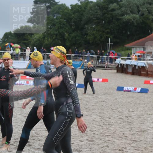 04.08.2024 - OstseeMan H.Heesch http://msf.ph/oto/6710758 04.08.2024 06:52:54 Bevor dem Schwimmen  meine-sportfotos.de
