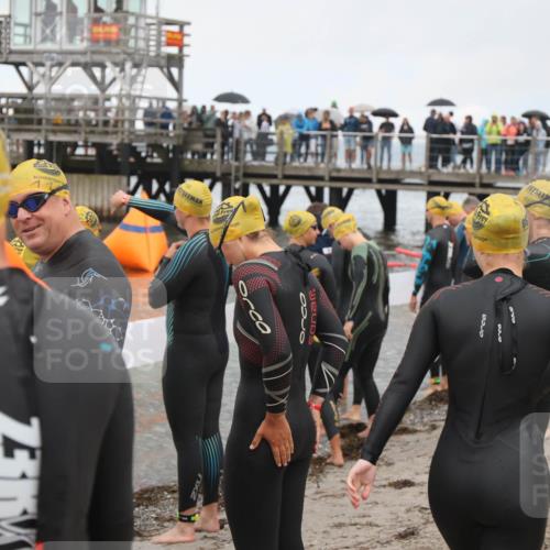 04.08.2024 - OstseeMan H.Heesch http://msf.ph/oto/6710783 04.08.2024 06:54:06 Bevor dem Schwimmen  meine-sportfotos.de