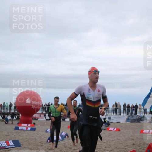 04.08.2024 - OstseeMan H.Heesch http://msf.ph/oto/6711099 04.08.2024 07:42:06 Schwimmen 3, 20, 124 meine-sportfotos.de
