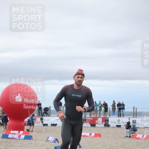04.08.2024 - OstseeMan H.Heesch http://msf.ph/oto/6711884 04.08.2024 07:50:59 Schwimmen 26, 132, 141 meine-sportfotos.de