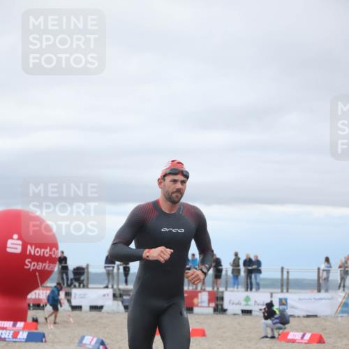 04.08.2024 - OstseeMan H.Heesch http://msf.ph/oto/6711892 04.08.2024 07:50:59 Schwimmen 26, 132, 141 meine-sportfotos.de