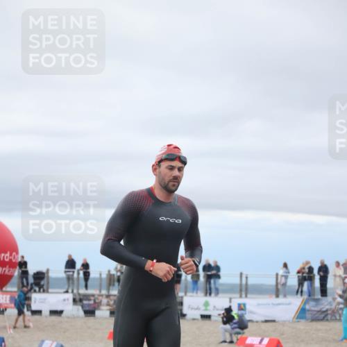 04.08.2024 - OstseeMan H.Heesch http://msf.ph/oto/6711898 04.08.2024 07:51:00 Schwimmen 26, 132, 141 meine-sportfotos.de