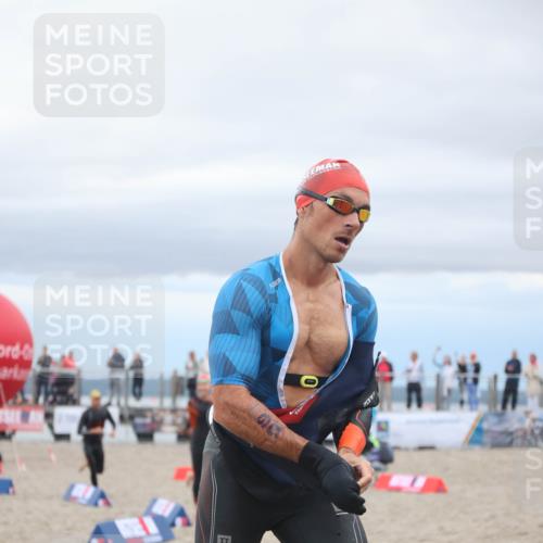 04.08.2024 - OstseeMan H.Heesch http://msf.ph/oto/6712036 04.08.2024 07:53:00 Schwimmen 90, 94, 135, 135, 154, 1127, 1128, 1133, 1136 meine-sportfotos.de