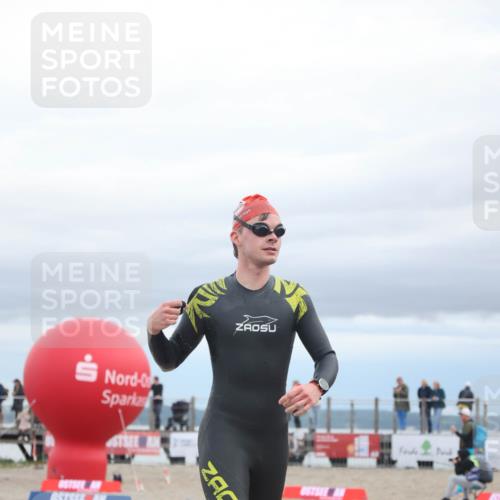 04.08.2024 - OstseeMan H.Heesch http://msf.ph/oto/6712211 04.08.2024 07:54:43 Schwimmen 13, 68, 198 meine-sportfotos.de