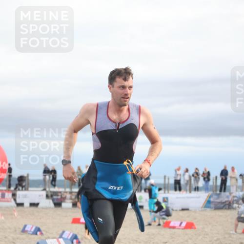 04.08.2024 - OstseeMan H.Heesch http://msf.ph/oto/6712597 04.08.2024 07:58:00 Schwimmen 143, 186 meine-sportfotos.de