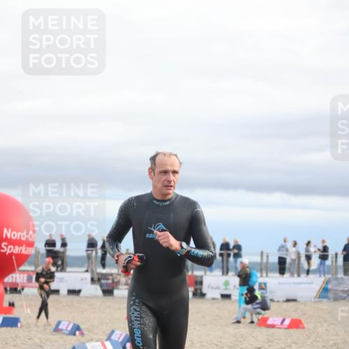 04.08.2024 - OstseeMan H.Heesch http://msf.ph/oto/6712922 04.08.2024 07:59:12 Schwimmen 42, 42, 59, 137 meine-sportfotos.de