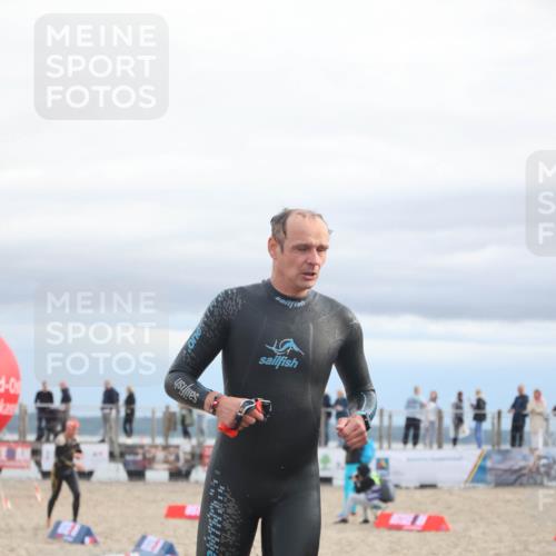 04.08.2024 - OstseeMan H.Heesch http://msf.ph/oto/6712933 04.08.2024 07:59:12 Schwimmen 42, 42, 59, 137 meine-sportfotos.de