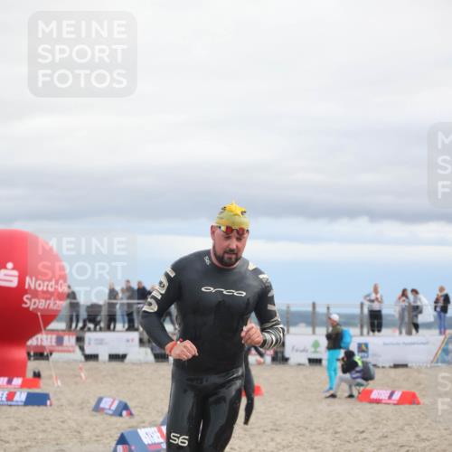 04.08.2024 - OstseeMan H.Heesch http://msf.ph/oto/6713431 04.08.2024 08:00:43 Schwimmen 30, 30, 1116 meine-sportfotos.de