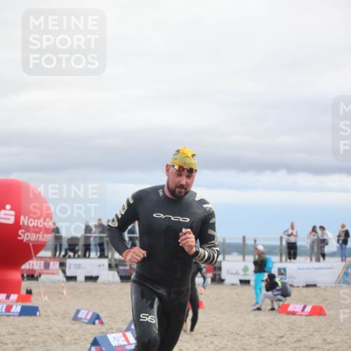 04.08.2024 - OstseeMan H.Heesch http://msf.ph/oto/6713439 04.08.2024 08:00:43 Schwimmen 30, 30, 1116 meine-sportfotos.de