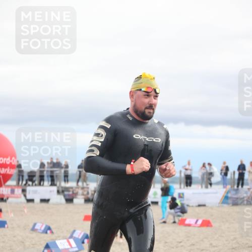 04.08.2024 - OstseeMan H.Heesch http://msf.ph/oto/6713457 04.08.2024 08:00:43 Schwimmen 30, 30, 1116 meine-sportfotos.de