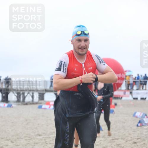 04.08.2024 - OstseeMan H.Heesch http://msf.ph/oto/6714303 04.08.2024 09:57:21 Schwimmen 240, 242, 352, 381 meine-sportfotos.de