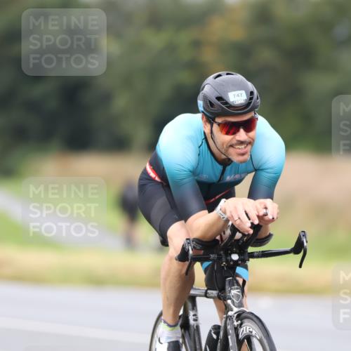 04.08.2024 - OstseeMan Fuchs,  Jonas http://msf.ph/oto/6715944 04.08.2024 10:46:03 Radfahren 48, 159, 245, 421, 688, 713, 718, 738, 747, 779, 783 meine-sportfotos.de