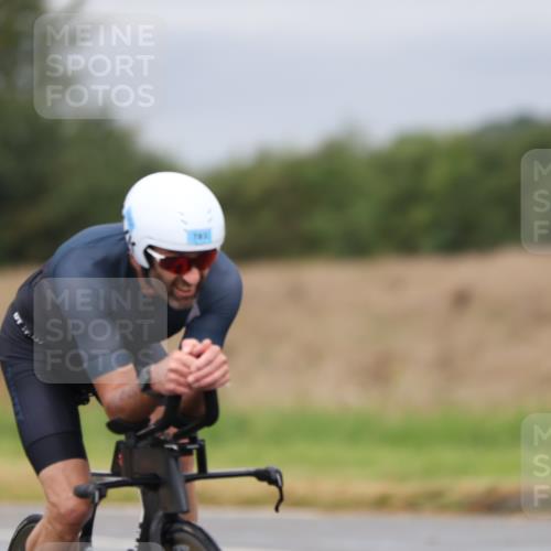 04.08.2024 - OstseeMan Fuchs,  Jonas http://msf.ph/oto/6716419 04.08.2024 10:46:06 Radfahren 48, 159, 245, 421, 688, 718, 738, 747, 779, 783 meine-sportfotos.de