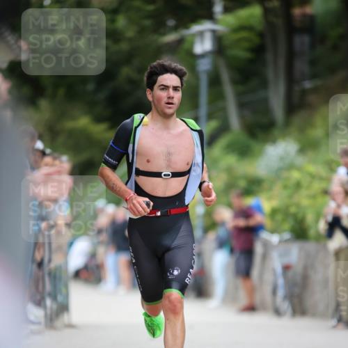 04.08.2024 - OstseeMan H.Heesch http://msf.ph/oto/6723745 04.08.2024 12:41:40 Laufen 245, 254, 273, 319, 322, 369, 482 meine-sportfotos.de