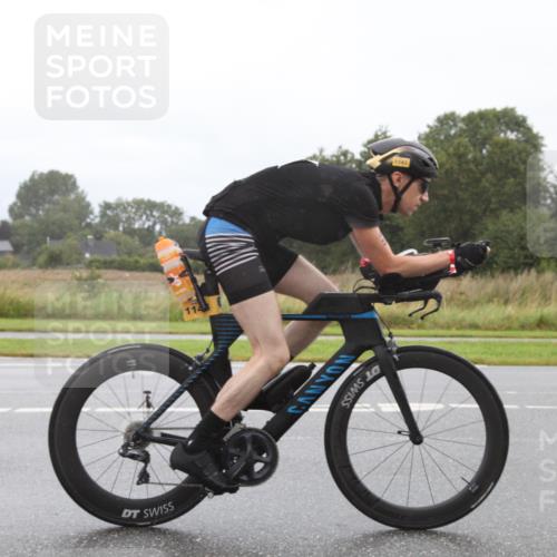 04.08.2024 - OstseeMan Fuchs,  Jonas http://msf.ph/oto/6726069 04.08.2024 10:18:49 Radfahren 145, 320, 1143 meine-sportfotos.de