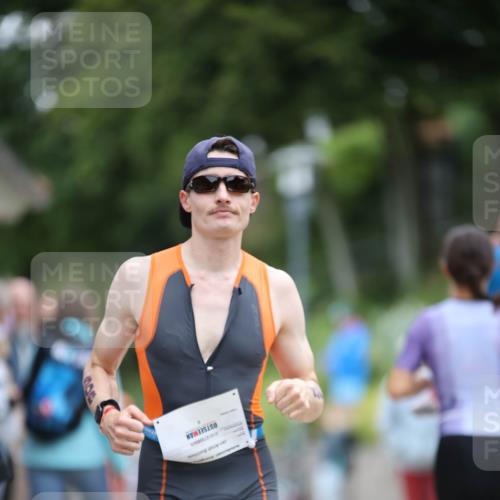 04.08.2024 - OstseeMan H.Heesch http://msf.ph/oto/6726301 04.08.2024 12:49:50 Laufen 308, 366, 413, 1249 meine-sportfotos.de
