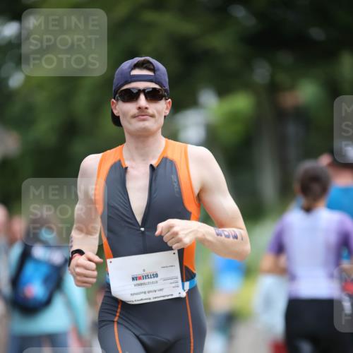 04.08.2024 - OstseeMan H.Heesch http://msf.ph/oto/6726312 04.08.2024 12:49:50 Laufen 308, 366, 413, 1249 meine-sportfotos.de