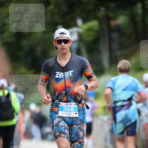 04.08.2024 - OstseeMan H.Heesch http://msf.ph/oto/6726389 04.08.2024 12:49:56 Laufen 308, 366, 412, 413, 1249 meine-sportfotos.de