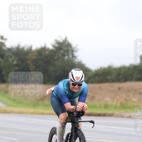 04.08.2024 - OstseeMan Fuchs,  Jonas http://msf.ph/oto/6726604 04.08.2024 10:12:57 Radfahren 65, 104, 192, 207, 254, 280 meine-sportfotos.de