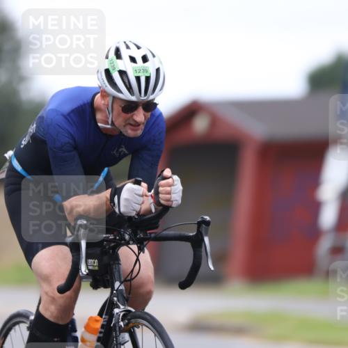 04.08.2024 - OstseeMan Fuchs,  Jonas http://msf.ph/oto/6734946 04.08.2024 11:11:33 Radfahren 151, 246, 537, 694, 704, 742, 771, 1235, 1239, 1273, 1289 meine-sportfotos.de