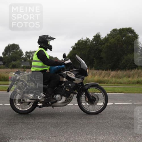04.08.2024 - OstseeMan Fuchs,  Jonas http://msf.ph/oto/6735017 04.08.2024 11:16:45 Radfahren 54, 615, 661, 834, 893, 908, 917, 1209, 1241 meine-sportfotos.de