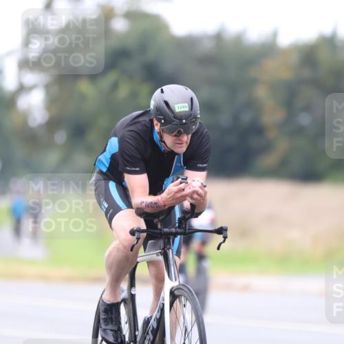 04.08.2024 - OstseeMan Fuchs,  Jonas http://msf.ph/oto/6735032 04.08.2024 11:11:38 Radfahren 88, 151, 246, 649, 704, 742, 759, 821, 1235, 1239, 1273, 1289 meine-sportfotos.de