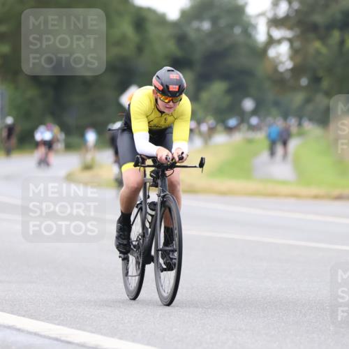 04.08.2024 - OstseeMan Fuchs,  Jonas http://msf.ph/oto/6735092 04.08.2024 11:11:41 Radfahren 88, 151, 246, 544, 649, 704, 759, 821, 971, 1235, 1239, 1273, 1289 meine-sportfotos.de