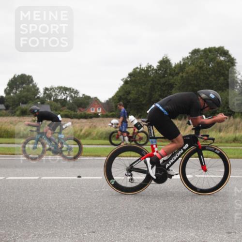 04.08.2024 - OstseeMan Fuchs,  Jonas http://msf.ph/oto/6736623 04.08.2024 11:35:50 Radfahren 137, 153, 185, 203, 254, 363, 976, 1145, 1206, 1271 meine-sportfotos.de