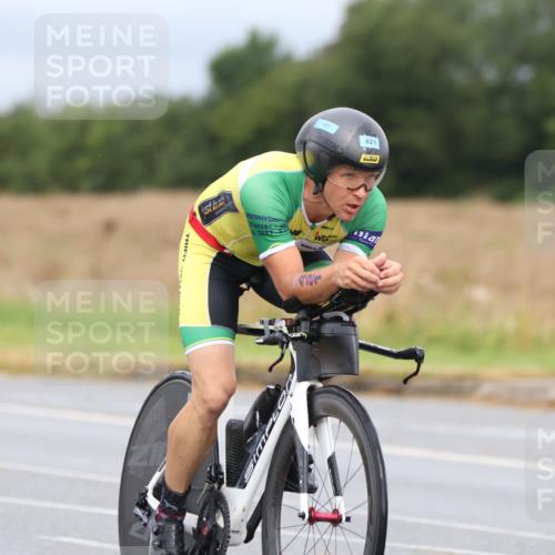 04.08.2024 - OstseeMan Fuchs,  Jonas http://msf.ph/oto/6736627 04.08.2024 10:33:16 Radfahren 47, 171, 305, 306, 308, 332, 345, 396, 421 meine-sportfotos.de