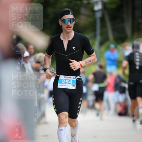 04.08.2024 - OstseeMan H.Heesch http://msf.ph/oto/6738040 04.08.2024 13:04:26 Laufen 229, 254, 301, 305, 393, 490, 595, 1252 meine-sportfotos.de