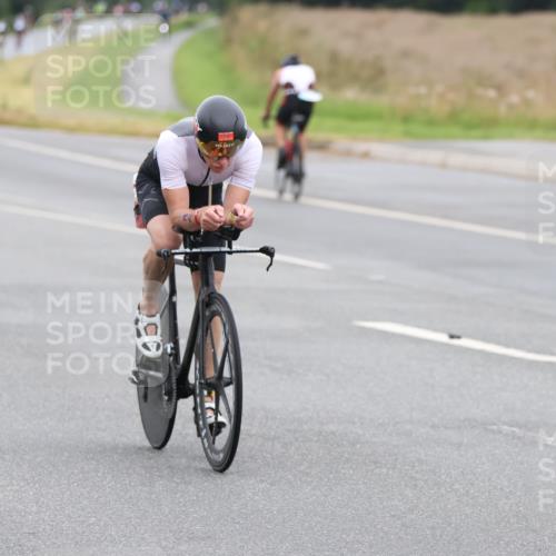 04.08.2024 - OstseeMan Fuchs,  Jonas http://msf.ph/oto/6738938 04.08.2024 11:16:43 Radfahren 54, 615, 661, 834, 861, 893, 908, 917, 1209, 1241 meine-sportfotos.de
