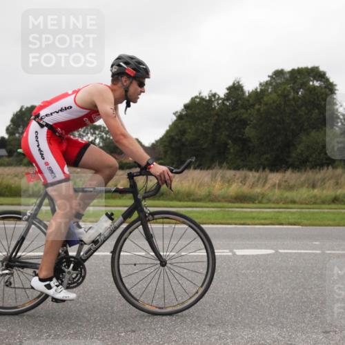 04.08.2024 - OstseeMan Fuchs,  Jonas http://msf.ph/oto/6740416 04.08.2024 12:21:20 Radfahren 21, 77, 159, 261, 302, 521, 682, 715, 814, 834, 908 meine-sportfotos.de