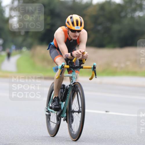04.08.2024 - OstseeMan Fuchs,  Jonas http://msf.ph/oto/6742705 04.08.2024 11:35:09 Radfahren 163, 179, 308, 418, 1138 meine-sportfotos.de