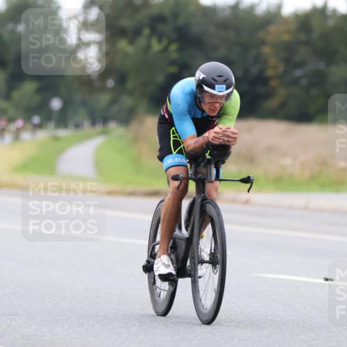 04.08.2024 - OstseeMan Fuchs,  Jonas http://msf.ph/oto/6743630 04.08.2024 11:41:34 Radfahren 13, 68, 200, 222, 227, 239, 320, 336, 445, 1283 meine-sportfotos.de