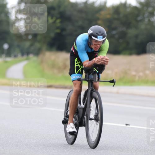 04.08.2024 - OstseeMan Fuchs,  Jonas http://msf.ph/oto/6743631 04.08.2024 11:41:34 Radfahren 13, 68, 200, 222, 227, 239, 320, 336, 445, 1283 meine-sportfotos.de