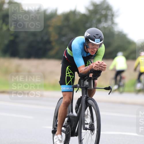 04.08.2024 - OstseeMan Fuchs,  Jonas http://msf.ph/oto/6743633 04.08.2024 11:41:35 Radfahren 13, 68, 200, 222, 227, 239, 320, 336, 445, 1116 meine-sportfotos.de