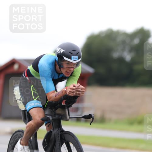 04.08.2024 - OstseeMan Fuchs,  Jonas http://msf.ph/oto/6743637 04.08.2024 11:41:35 Radfahren 13, 68, 200, 222, 227, 239, 320, 336, 445, 1116 meine-sportfotos.de