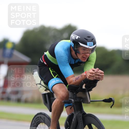04.08.2024 - OstseeMan Fuchs,  Jonas http://msf.ph/oto/6743639 04.08.2024 11:41:35 Radfahren 13, 68, 200, 222, 227, 239, 320, 336, 445, 1116 meine-sportfotos.de