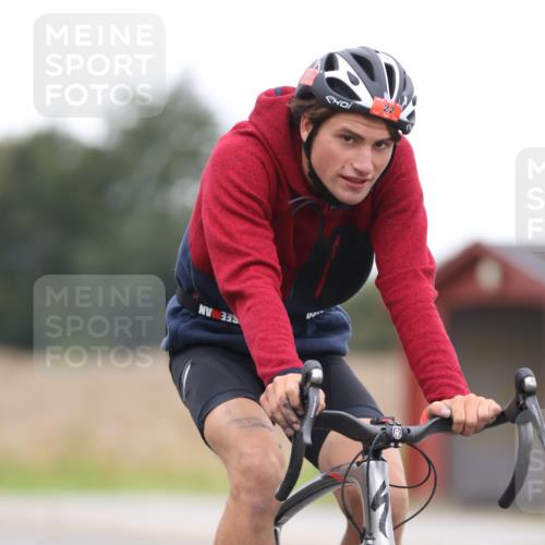 04.08.2024 - OstseeMan Fuchs,  Jonas http://msf.ph/oto/6743926 04.08.2024 11:44:43 Radfahren 22, 80, 301, 328, 355, 394, 405, 696 meine-sportfotos.de