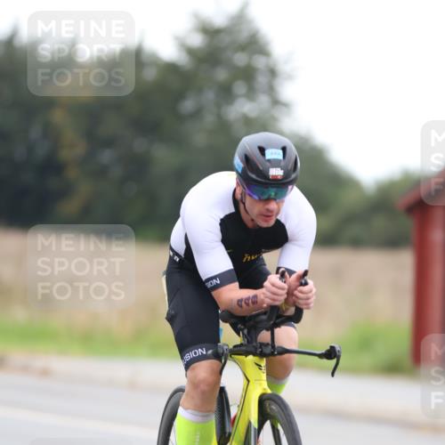 04.08.2024 - OstseeMan Fuchs,  Jonas http://msf.ph/oto/6744255 04.08.2024 11:47:59 Radfahren 23, 164, 308, 385, 449, 1122, 1138 meine-sportfotos.de
