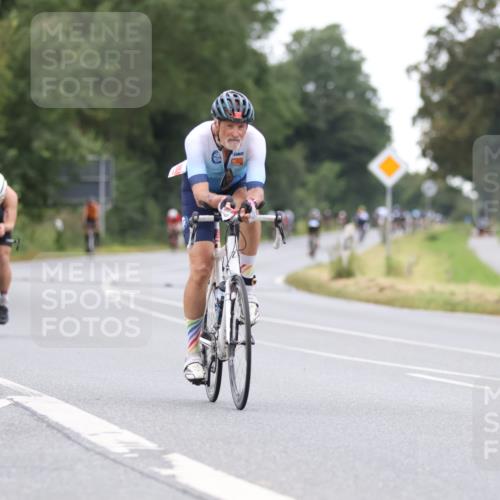 04.08.2024 - OstseeMan Fuchs,  Jonas http://msf.ph/oto/6748760 04.08.2024 12:20:58 Radfahren 70, 151, 354, 660, 941, 1178 meine-sportfotos.de