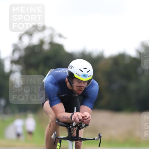 04.08.2024 - OstseeMan Fuchs,  Jonas http://msf.ph/oto/6748801 04.08.2024 11:54:19 Radfahren 53, 146, 181, 255, 320, 431, 445, 512, 1133 meine-sportfotos.de