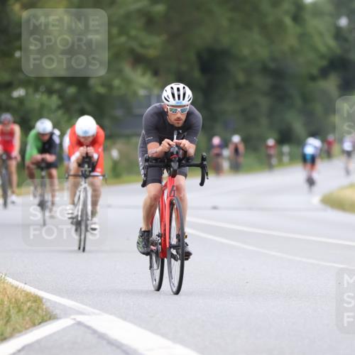 04.08.2024 - OstseeMan Fuchs,  Jonas http://msf.ph/oto/6748802 04.08.2024 12:21:13 Radfahren 21, 77, 159, 302, 354, 521, 682, 814, 834, 908 meine-sportfotos.de