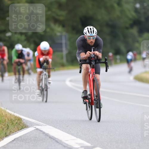 04.08.2024 - OstseeMan Fuchs,  Jonas http://msf.ph/oto/6748810 04.08.2024 12:21:13 Radfahren 21, 77, 159, 302, 354, 521, 682, 814, 834, 908 meine-sportfotos.de