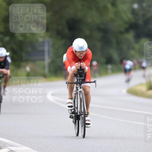 04.08.2024 - OstseeMan Fuchs,  Jonas http://msf.ph/oto/6748814 04.08.2024 12:21:14 Radfahren 21, 77, 159, 302, 354, 521, 682, 814, 834, 908 meine-sportfotos.de
