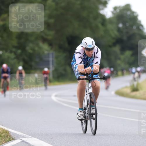 04.08.2024 - OstseeMan Fuchs,  Jonas http://msf.ph/oto/6748875 04.08.2024 12:21:20 Radfahren 21, 77, 159, 261, 302, 521, 682, 715, 814, 834, 908, 954 meine-sportfotos.de