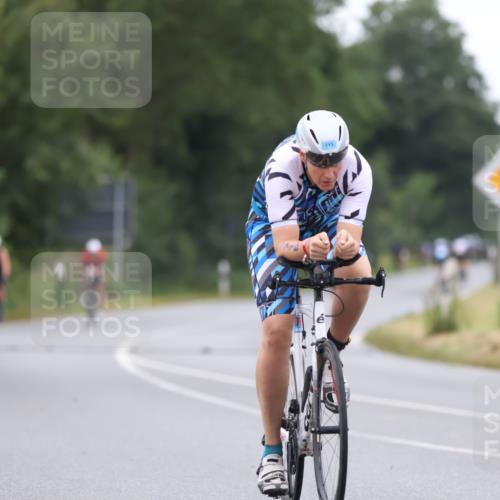 04.08.2024 - OstseeMan Fuchs,  Jonas http://msf.ph/oto/6748879 04.08.2024 12:21:20 Radfahren 21, 77, 159, 261, 302, 521, 682, 715, 814, 834, 908, 954 meine-sportfotos.de