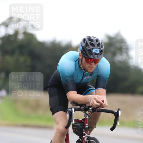 04.08.2024 - OstseeMan Fuchs,  Jonas http://msf.ph/oto/6749114 04.08.2024 11:56:20 Radfahren 233, 250, 266, 389, 419, 453, 481, 587, 620, 674, 727, 761, 777 meine-sportfotos.de